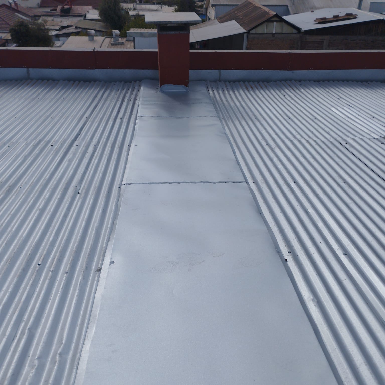 Mantención de techumbre y cambio de planchas